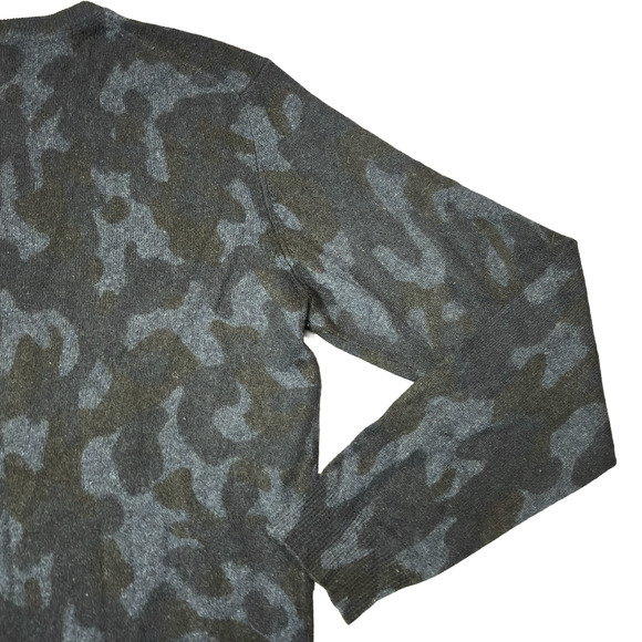 Club Room 100% Cashmere Luxury Navy Blue Camo Print Sweater Men's Large - Picture 13 of 13